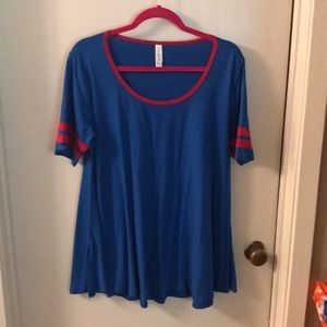 Lularoe top!